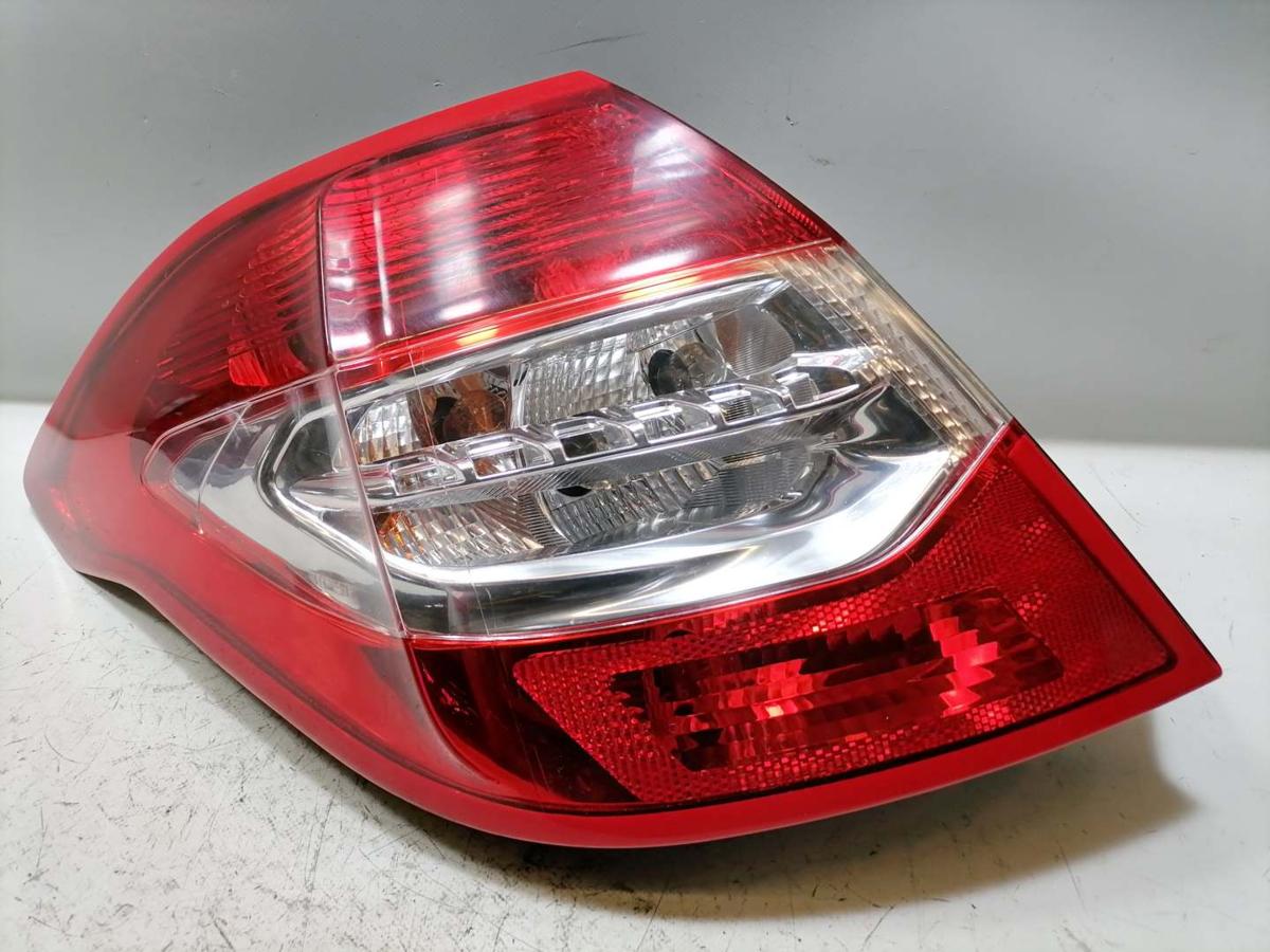 Citroen C4 N original R&uuml;cklicht R&uuml;ckleuchte Schlussleuchte links Bj.2011